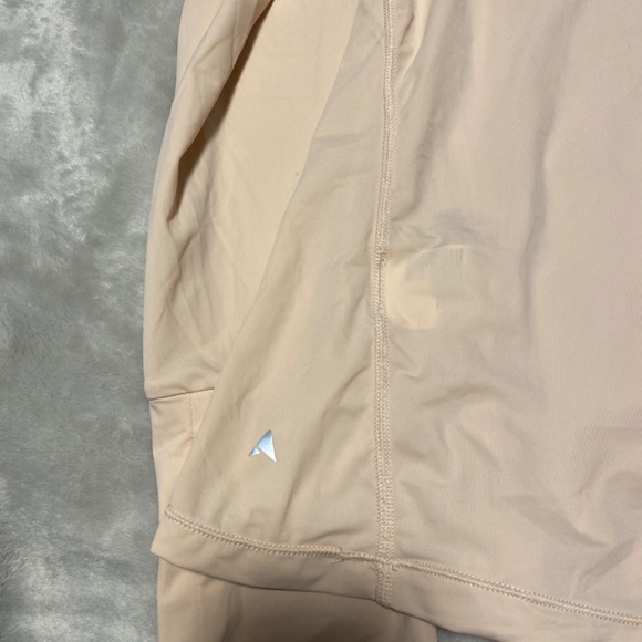 Active  People top - Picture 6 of 7